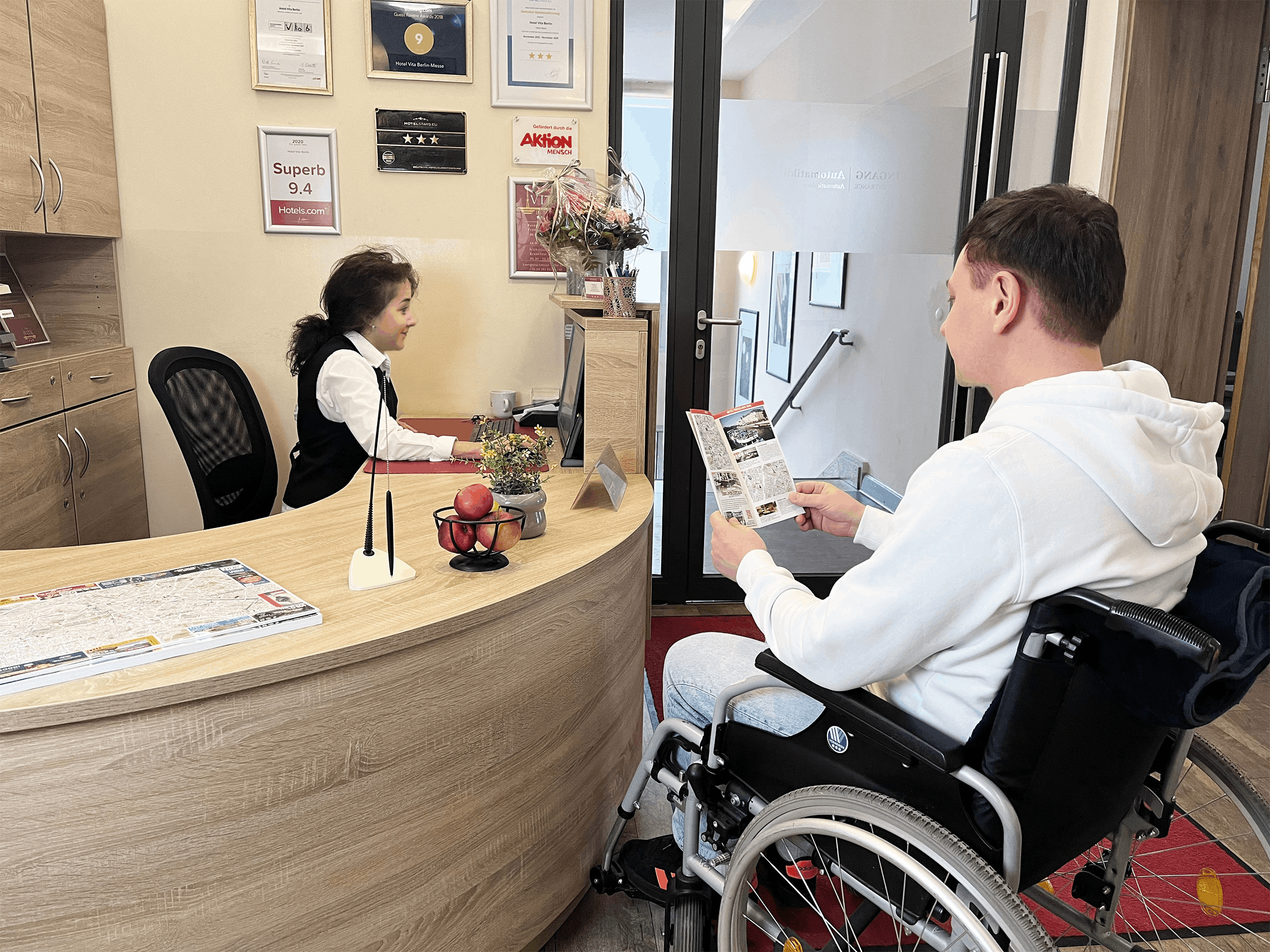 Rezeption barrierefrei_Hotel VITA Berlin